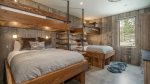 Breckenride Bear`s Den 8 Bedroom Home - Bunk Bedroom